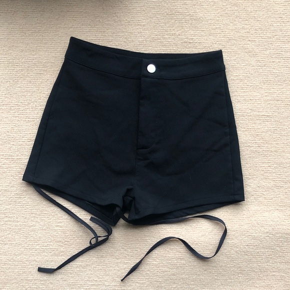 Pants - Black Women's High-Waisted Shorts